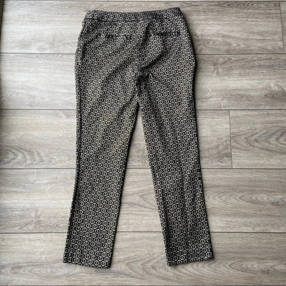 Chico’s Floral Print  Metallic Gold Skinny Pants - Picture 11 of 13